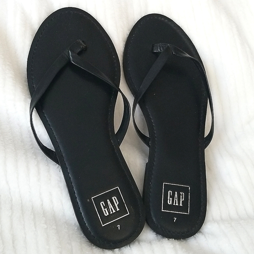 GAP Leather Thong Slippers